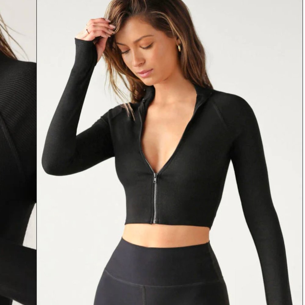 Joah Brown Midnight Black Zip Crop Top